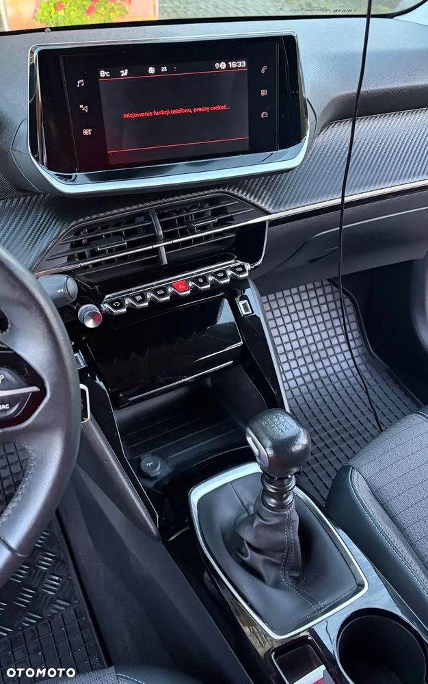 Peugeot 208 1.2 T Allure S&S - 10