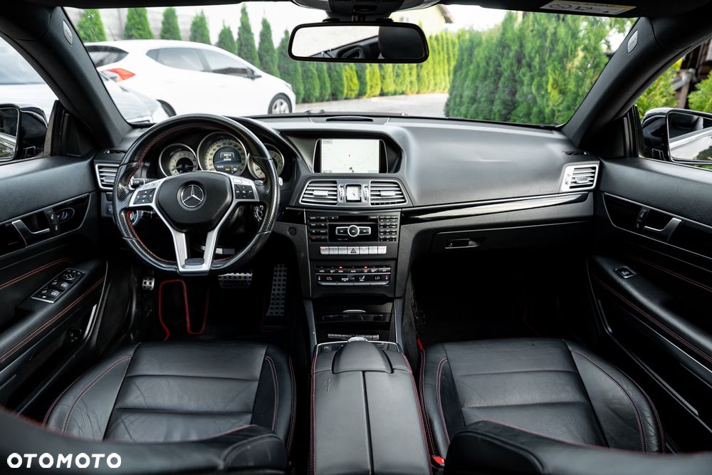 Mercedes-Benz Klasa E 250 Coupe 7G-TRONIC - 34