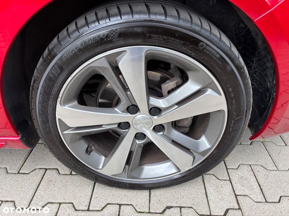 Peugeot 308 PureTech 130 GPF Stop & Start GT - 28