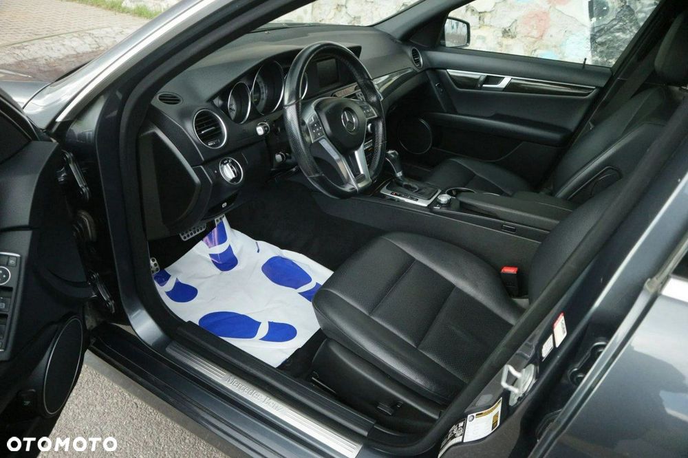 Mercedes-Benz Klasa C 350 BlueEff 4-Matic Avantgarde - 5