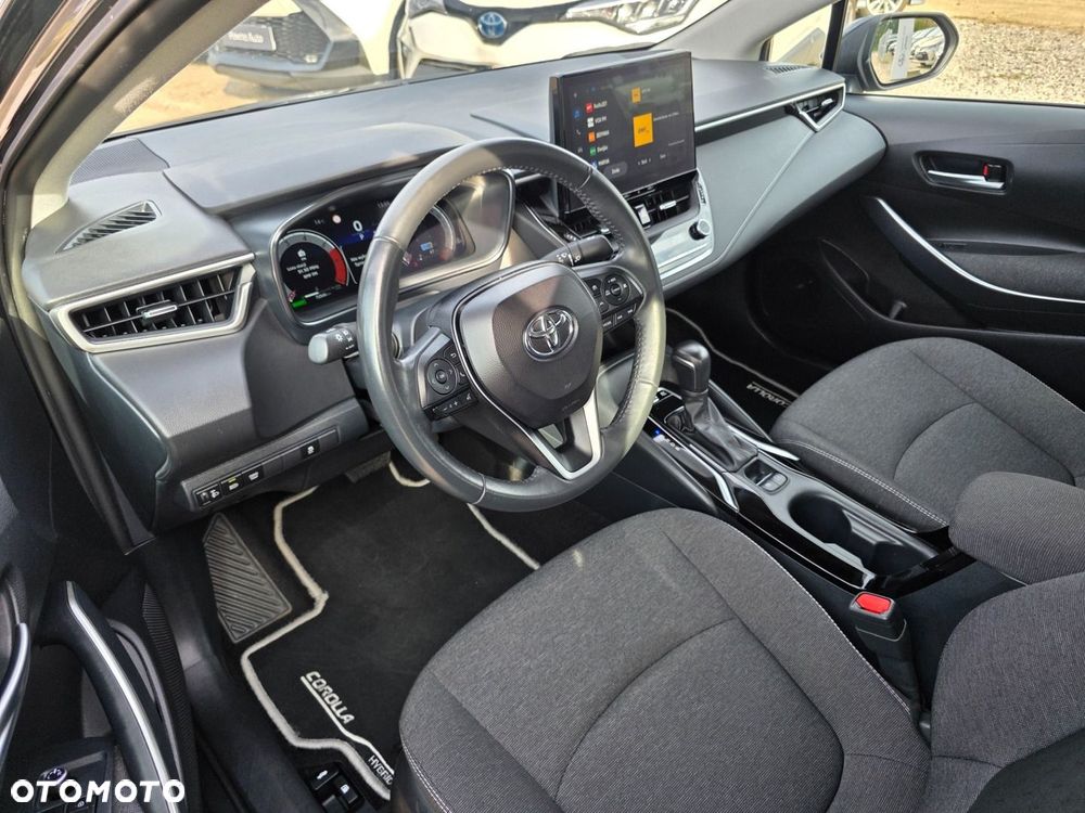 Toyota Corolla 1.8 Hybrid Comfort - 13