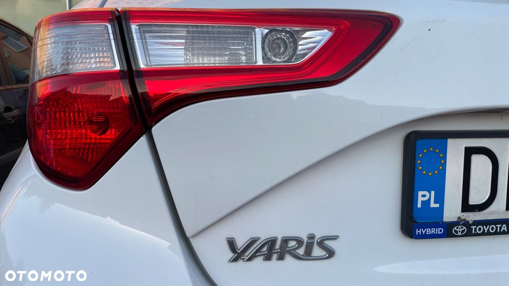 Toyota Yaris 1.0 Active EU6 - 11