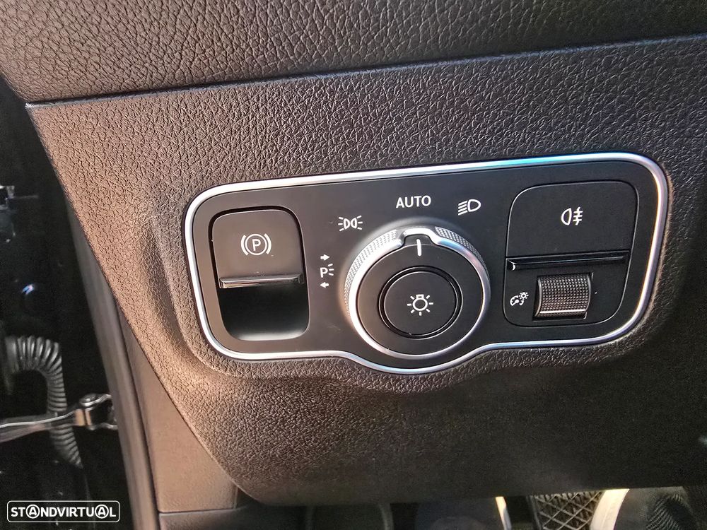 Mercedes-Benz GLB 180 d Progressive - 9