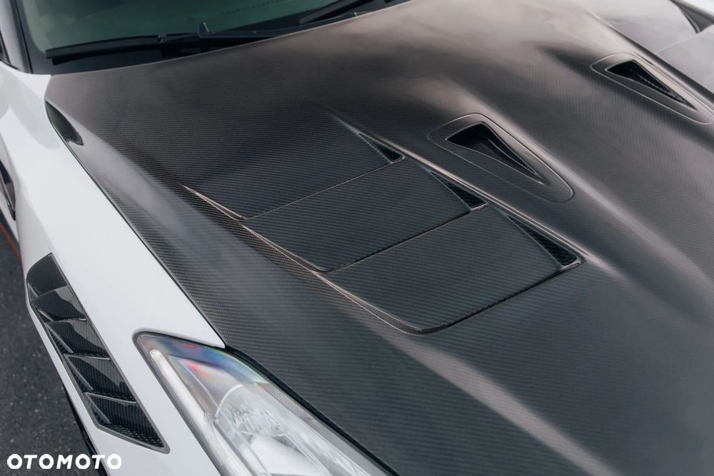Nissan GT-R - 28
