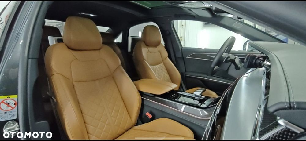 Audi S8 - 19