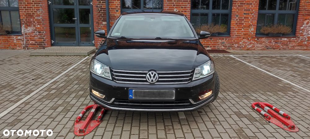 Volkswagen Passat 2.0 TDI 4Mot Highline DSG - 7