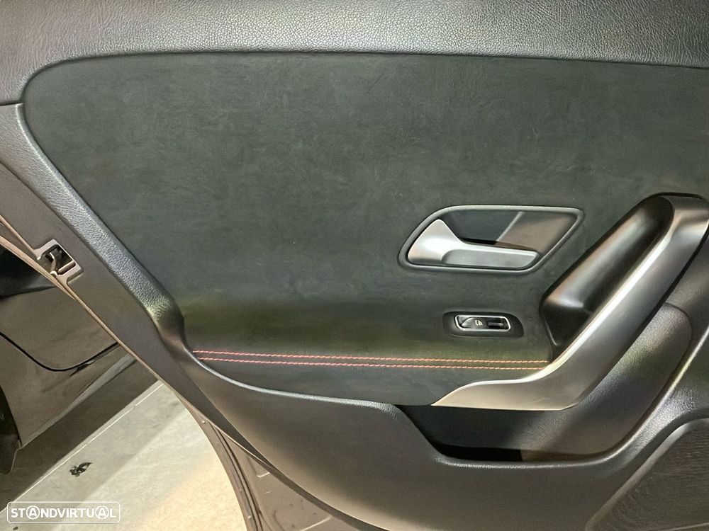 Mercedes-Benz A 180 d AMG Line Aut. - 19
