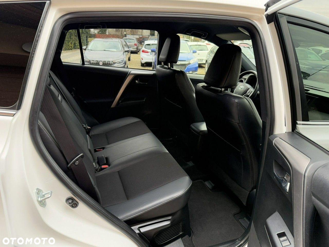 Toyota RAV4 2.5 4x2 Hybrid Edition - 27