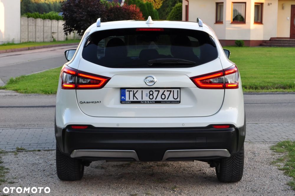 Nissan Qashqai 1.6 DIG-T Tekna+ - 22