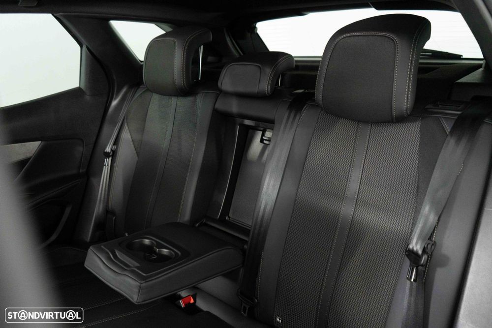 Peugeot 3008 1.6 Hybrid GT e-EAT8 - 9