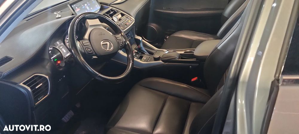 Lexus Seria NX 300h Business - 10