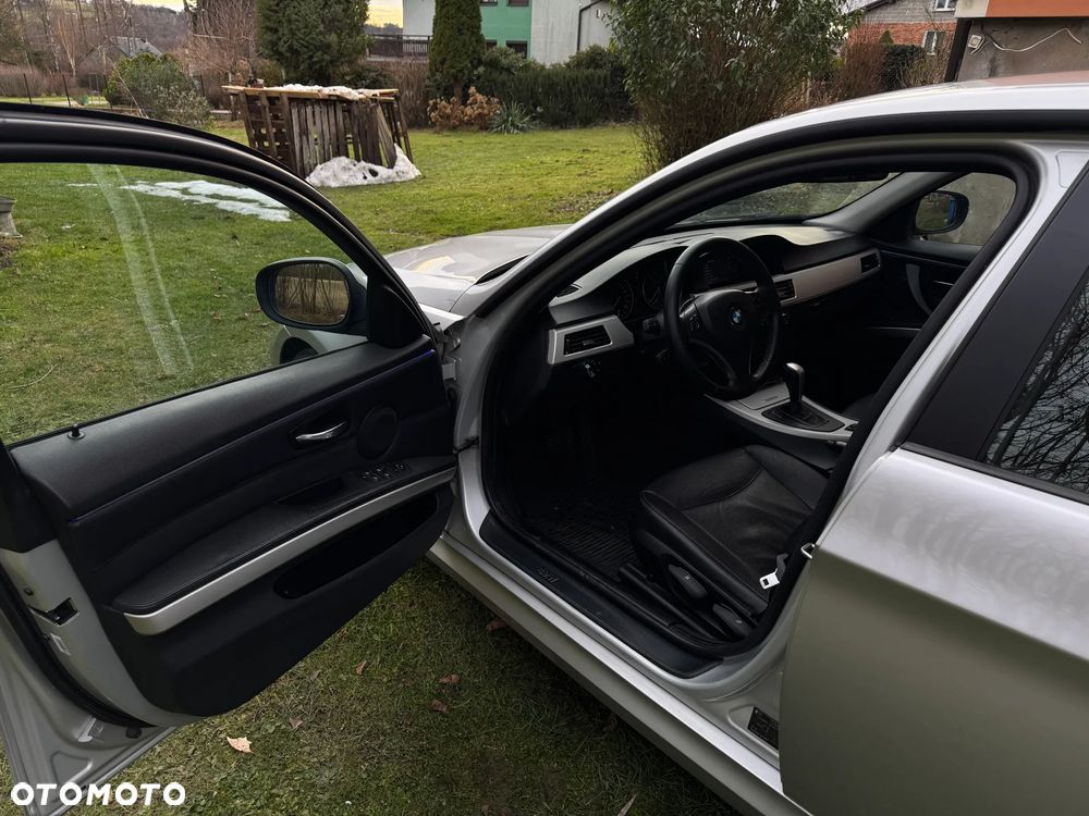 BMW Seria 3 320i Edition Exclusive - 6