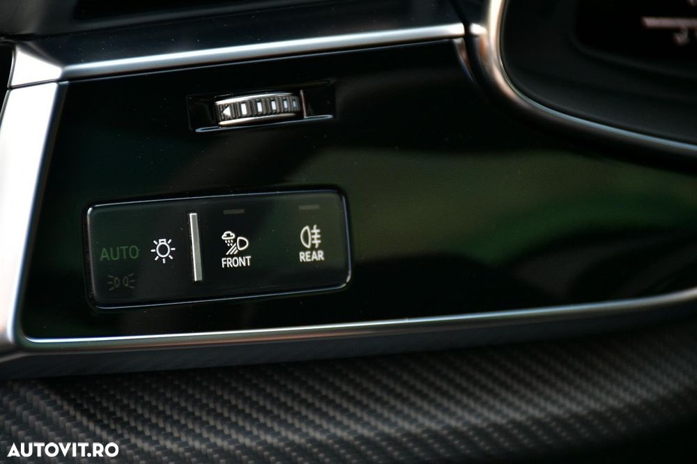 Audi SQ8 4.0 TFSI quattro Tiptronic - 14