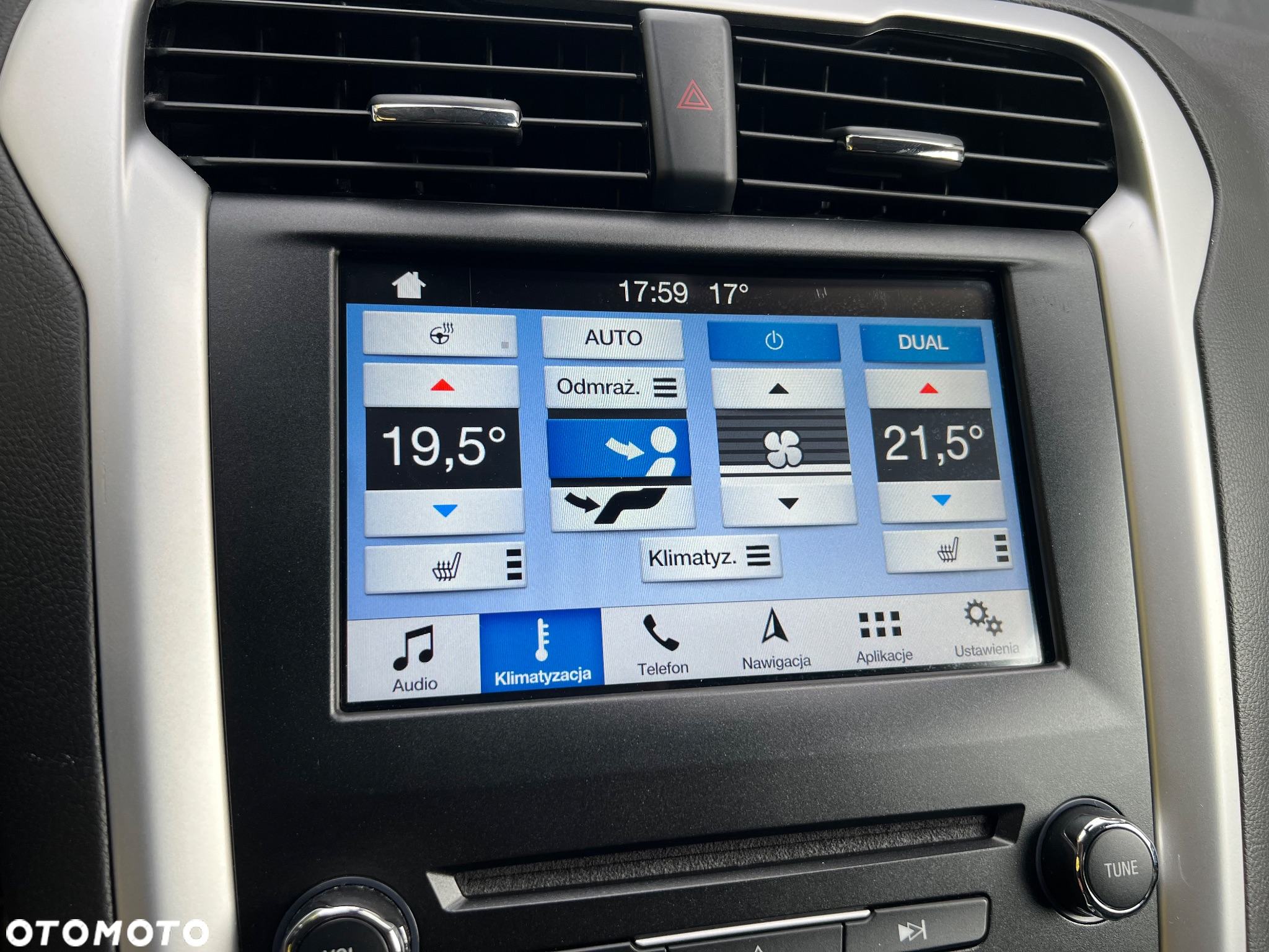 Ford Mondeo 2.0 TDCi Ambiente - 20