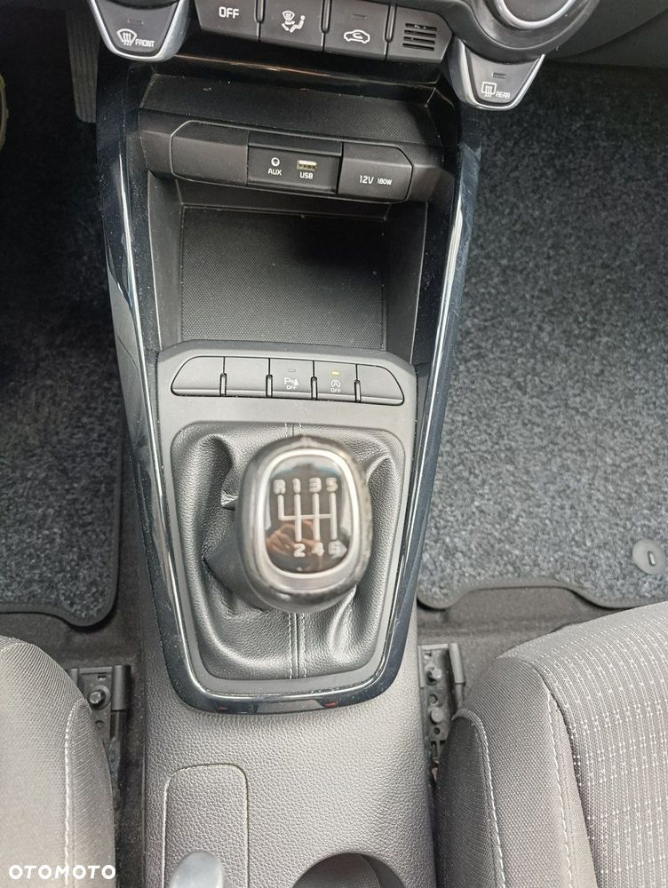 Kia Stonic - 17