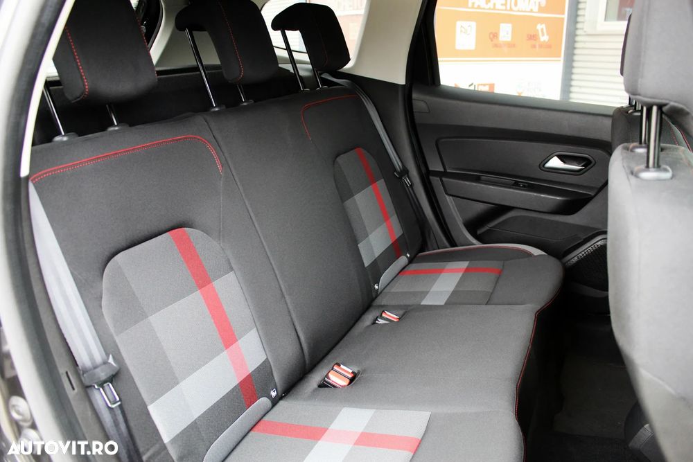 Dacia Duster TCe 130 2WD GPF Celebration - 12