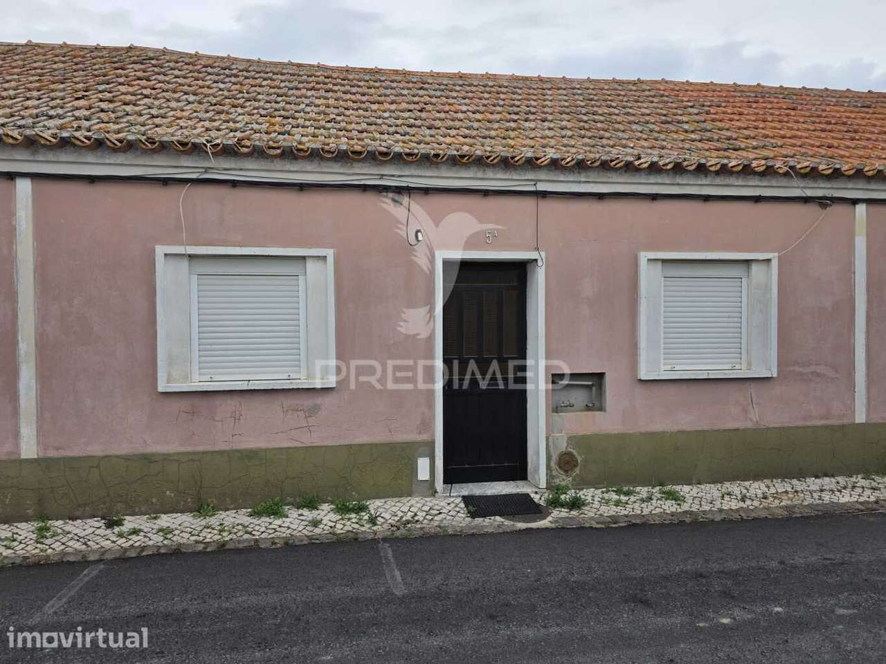 Moradia T2 para Remodelar – Excelente Investimento! - Grande imagem: 3/23