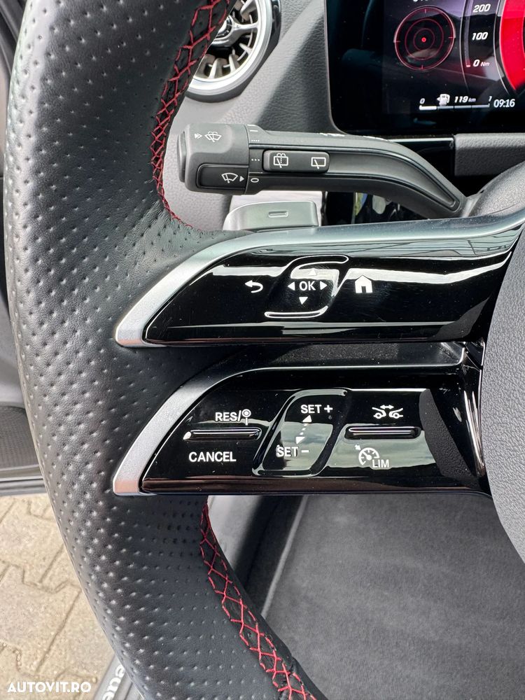 Mercedes-Benz GLA 220 4MATIC 8G-DCT AMG Line Advanced Plus - 32