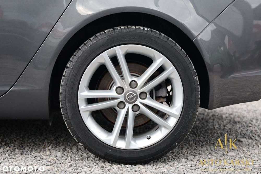 Opel Insignia - 9