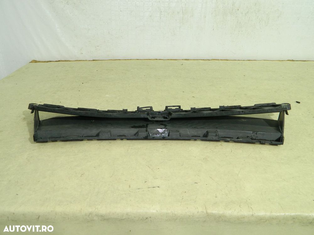 Priza aer  /  Tunel aer  /  Deflector aer inferior bara fata, VW Touareg, 2010, 2011, 2012, 2013, 2014, 2015, , 7P6121293C - 7