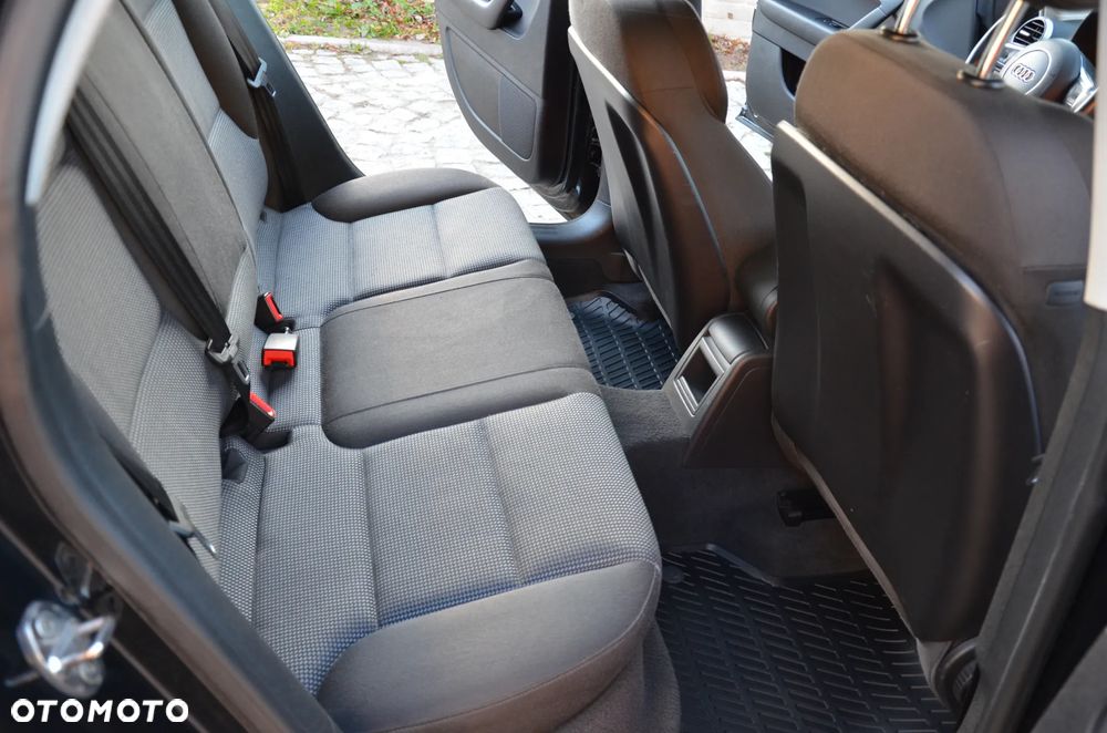 Audi A3 Sportback 2.0 TDI DPF Ambition - 28