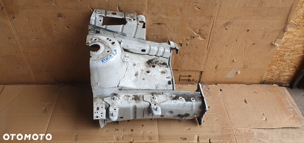 Ćwiartka podłużnica lewa przednia lewy przód Ford Kuga MK2 - 1