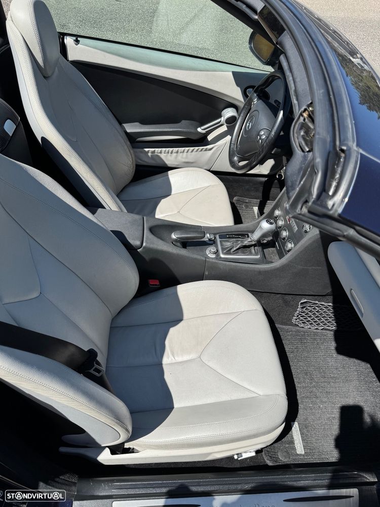 Mercedes-Benz SLK 200 - 32