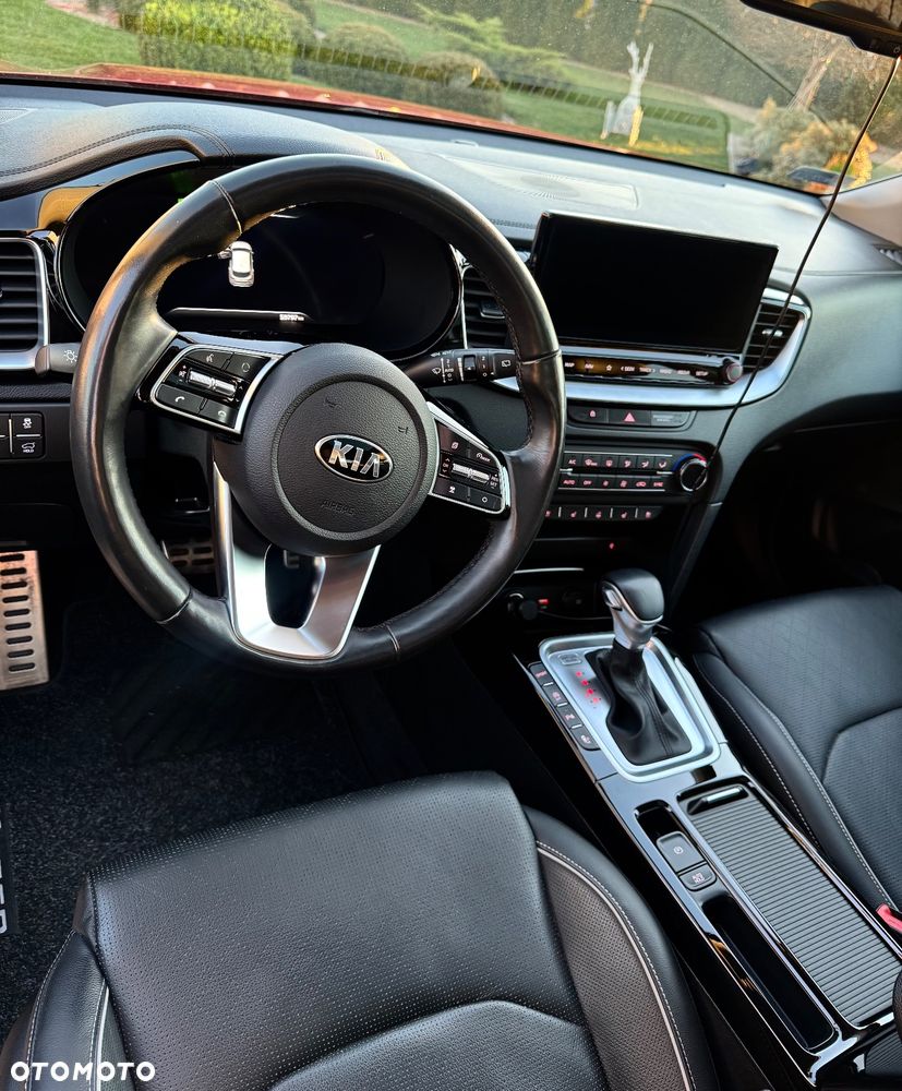 Kia XCeed 1.4 T-GDI L Business Line DCT - 3