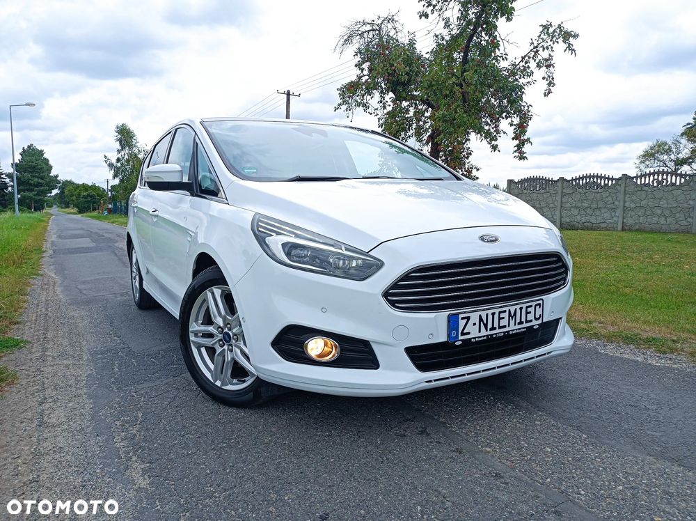 Ford S-Max 2.0 TDCi Titanium PowerShift - 2