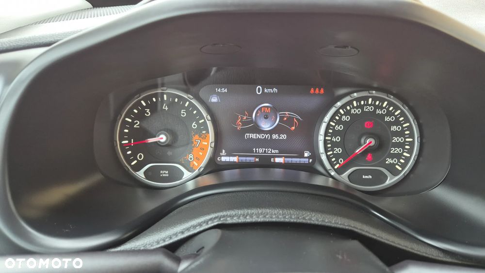 Jeep Renegade 1.4 MultiAir Limited - 15