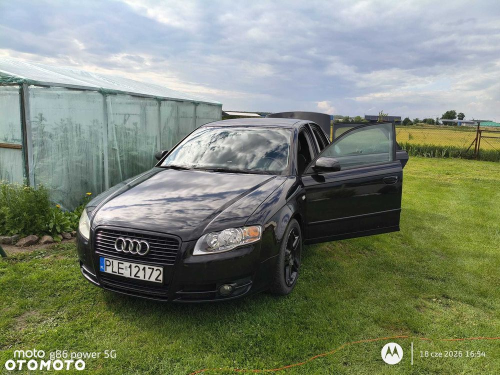 Audi A4 Limousine - 2