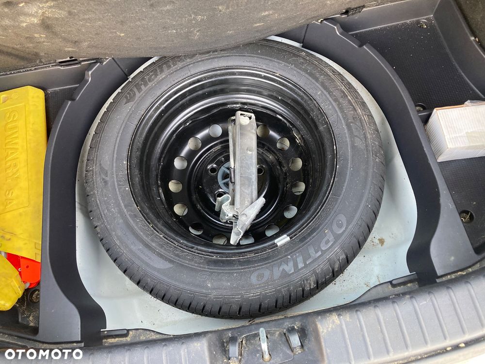 Hyundai i30 1.4 Classic - 10