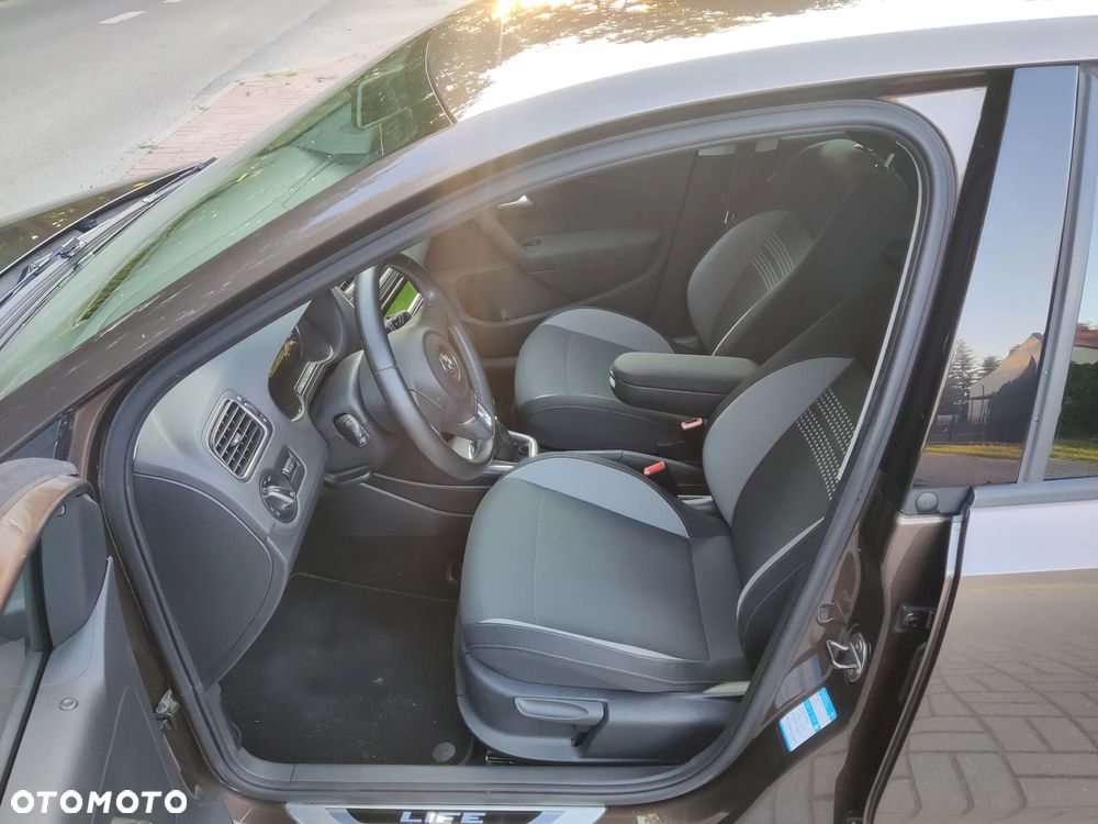 Volkswagen Polo 1.2 TSI Life - 16