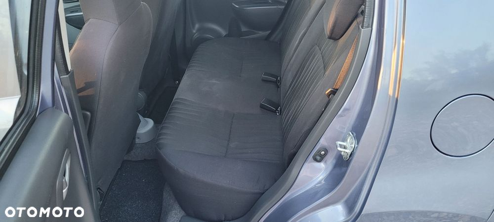 Nissan Pixo 1.0 Visia - 13