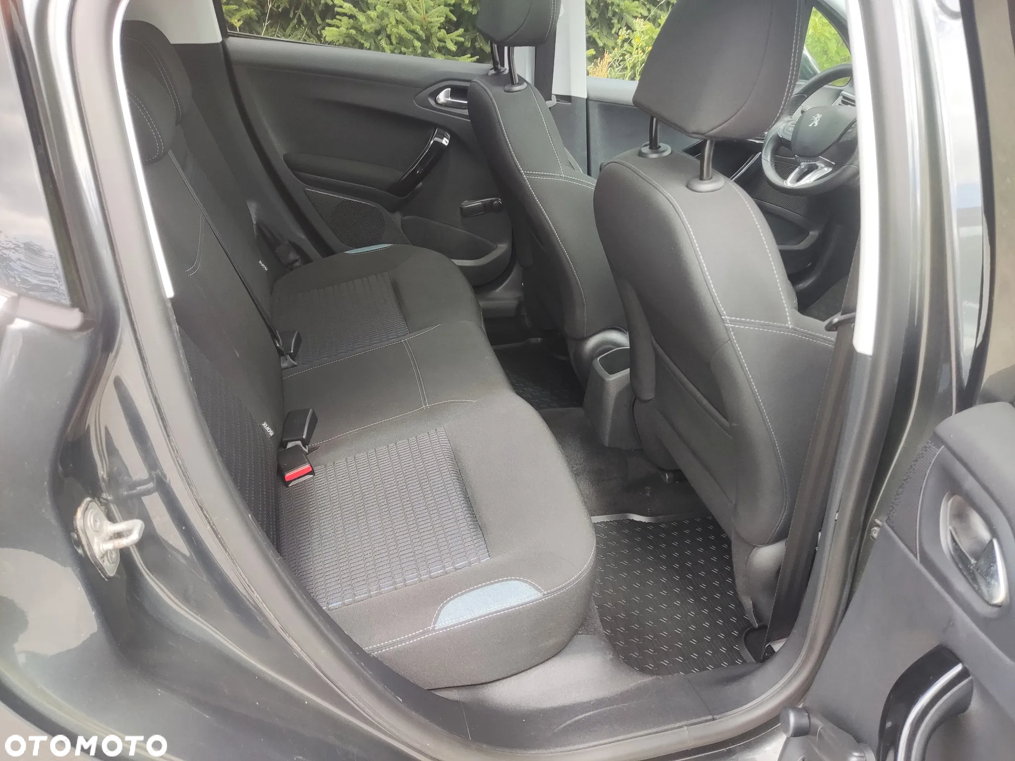 Peugeot 208 1.2 VTi Business Line - 21