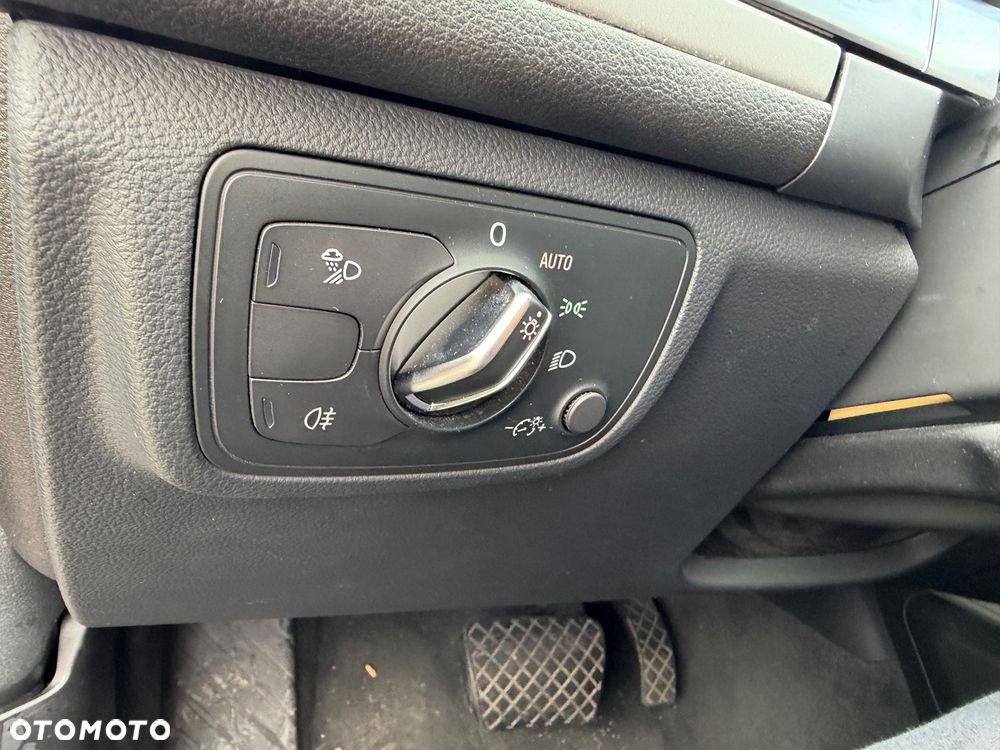 Audi A6 Avant 2.0 TDI ultra S tronic - 14