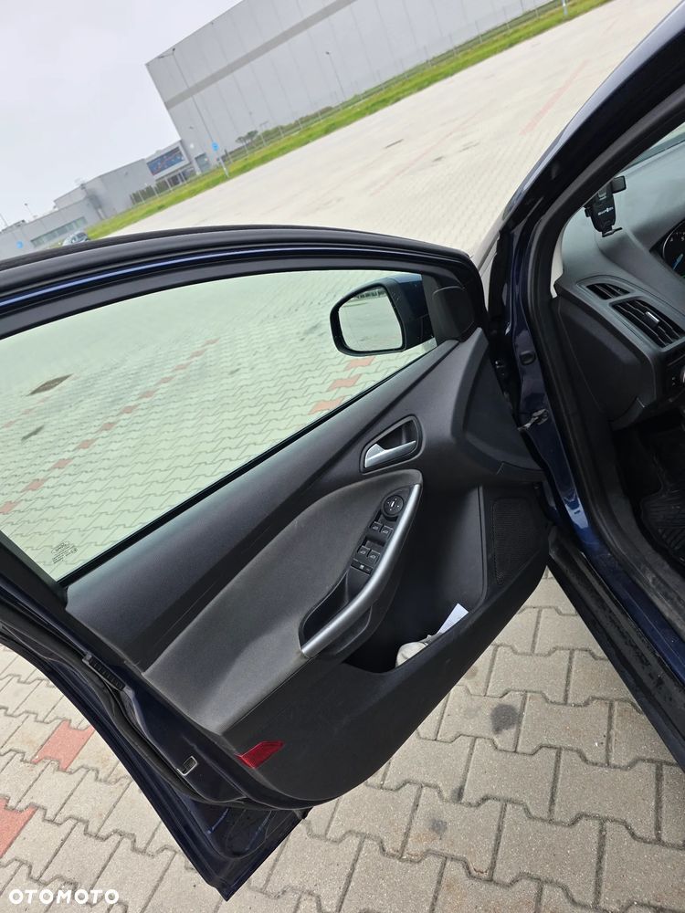 Ford Focus - 13