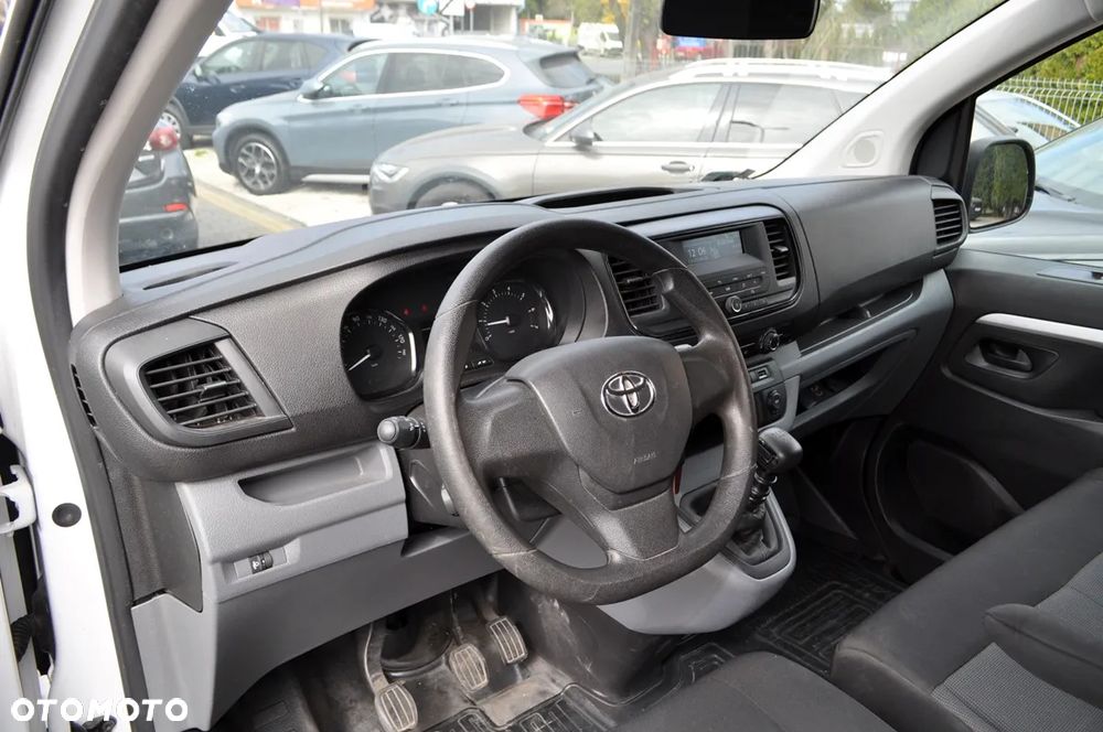 Toyota PROACE - 13