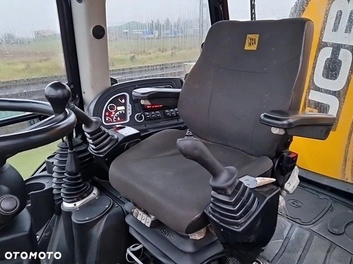 JCB 4CX - 5