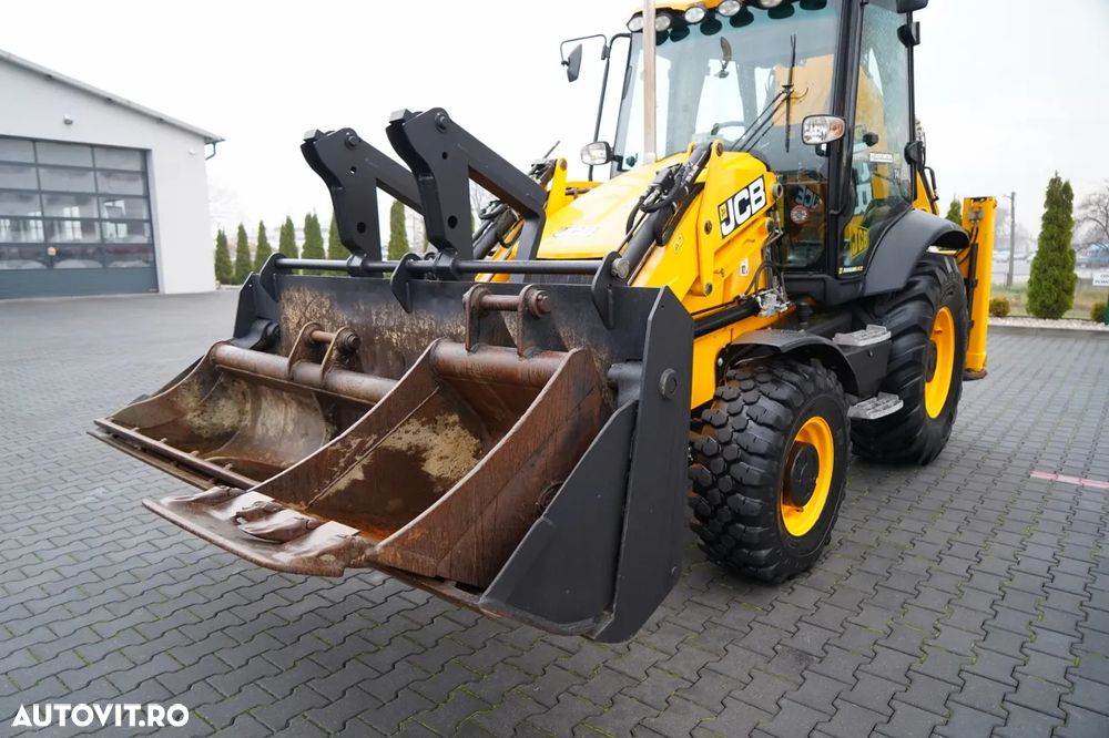 JCB 3CX / BULDOEXCAVATOR / JOYSTICK / CUPLU RAPID / AER CONDIȚIONAT / - 15