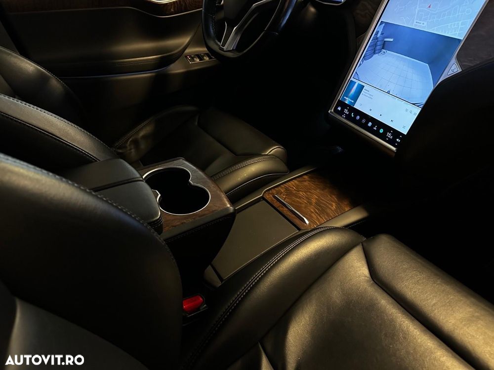 Tesla Model X Long Range - 14