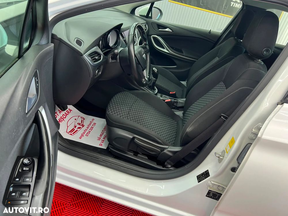 Opel Astra - 12