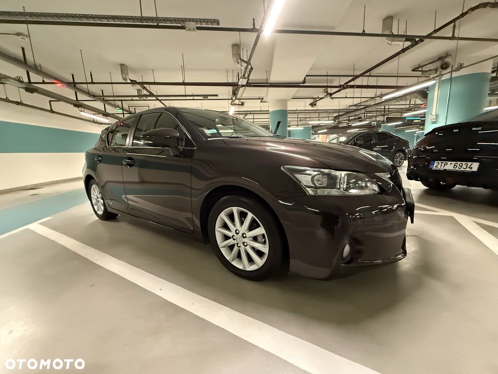 Lexus CT - 3