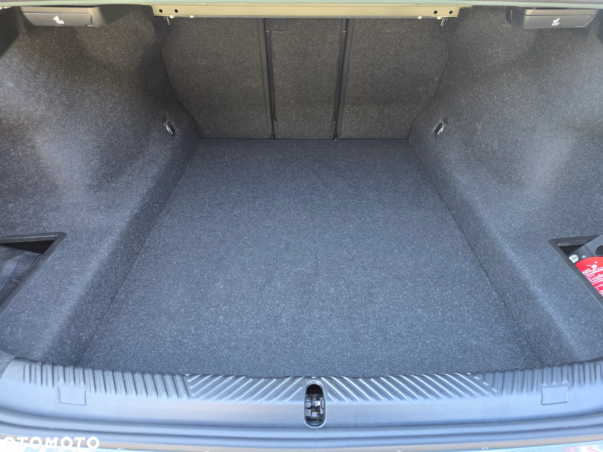 BMW Seria 5 520d xDrive - 33