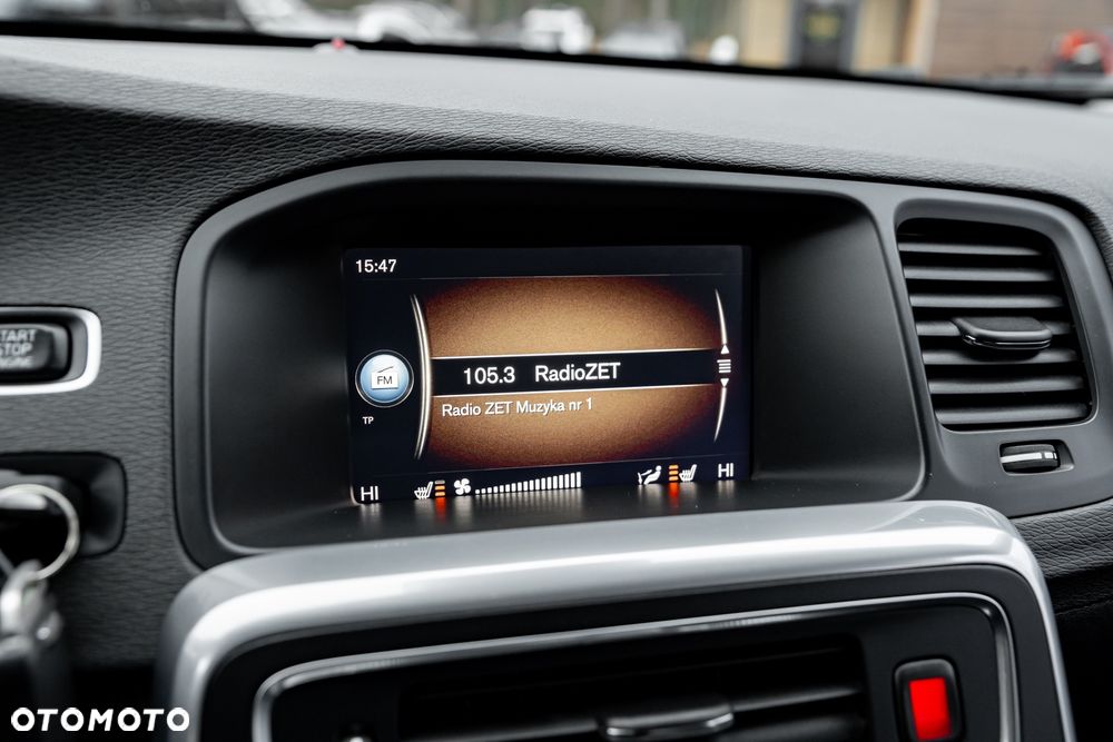 Volvo V60 Cross Country D3 Geartronic - 28