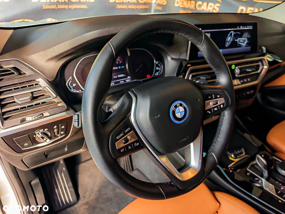 BMW X3 xDrive30e PHEV - 29