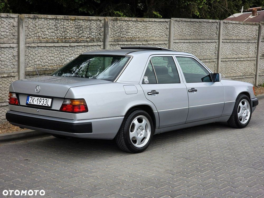 Mercedes-Benz W124 (1984-1993) - 8