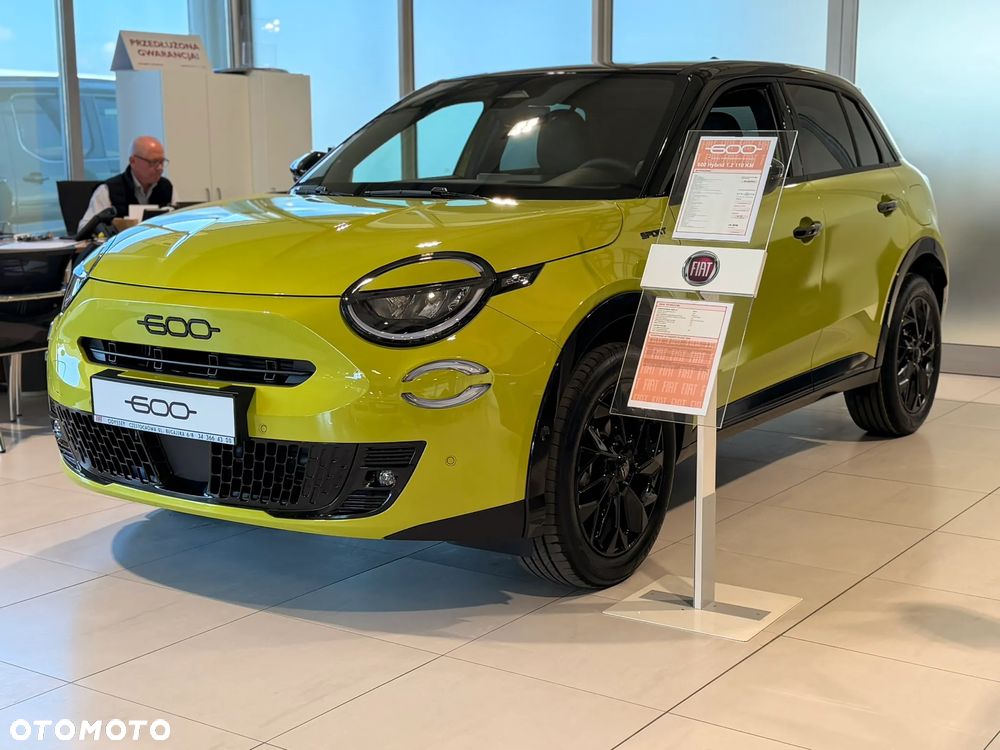 Fiat 600 1.2 Turbo Sport eDCT - 3