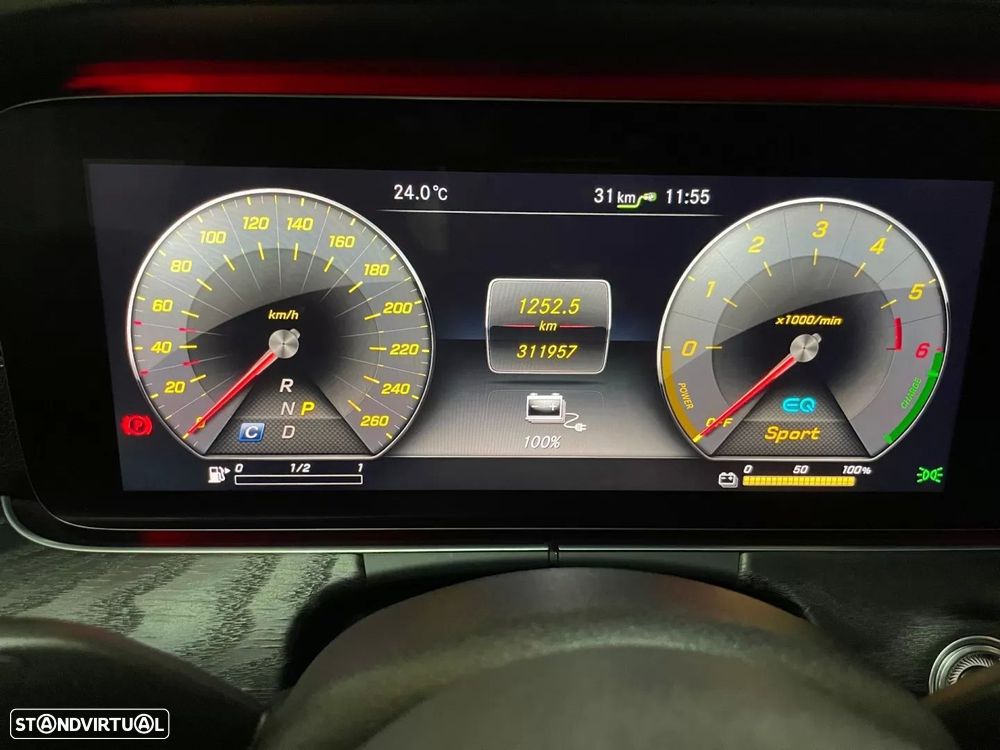 Mercedes-Benz E 300 de AMG Line - 10