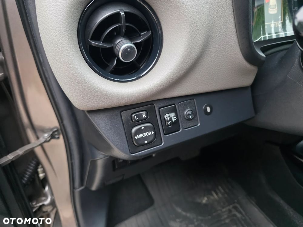 Toyota Yaris 1.5 Selection CVT - 10